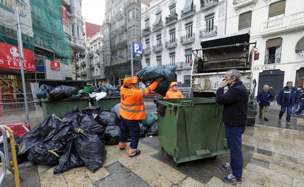 El Ayuntamiento da seis días a la SAV para pujar por el 'contrato del siglo'