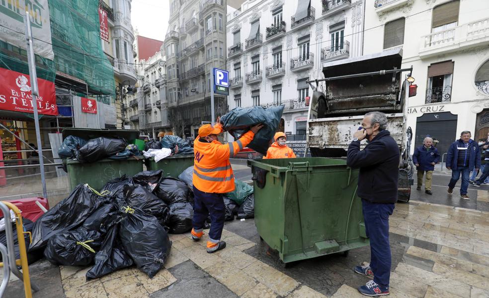 El Ayuntamiento da seis días a la SAV para pujar por el 'contrato del siglo'