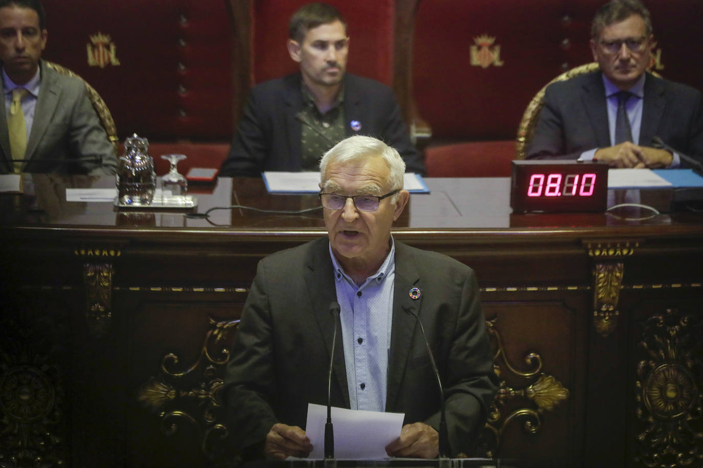 Ribó anuncia un plan de saneamiento de la EMT por su elevada deuda
