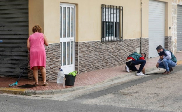 La Guardia Civil detiene al joven con el que convivía el hombre asesinado en Albalat