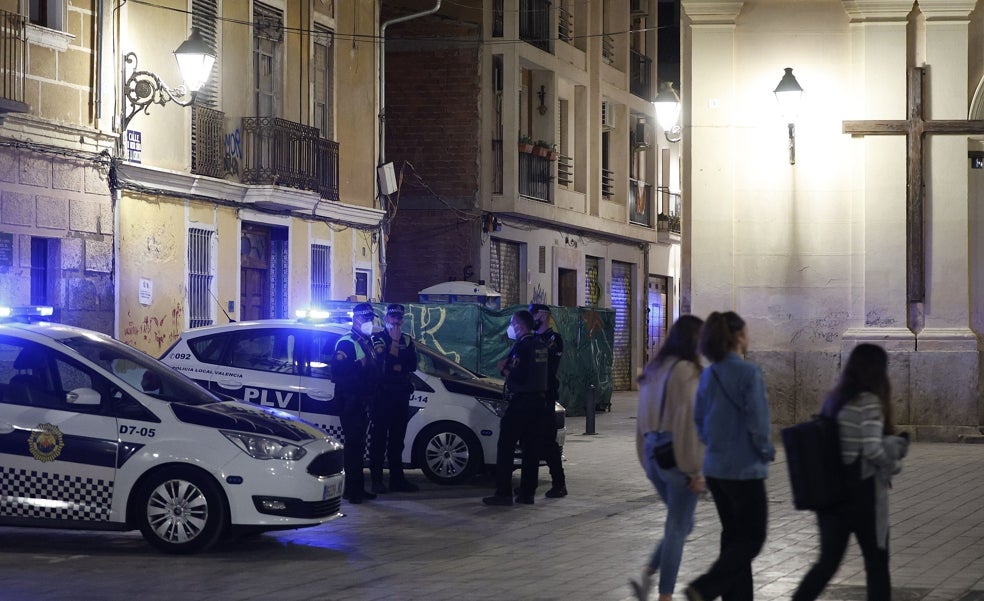Roban a un invidente tras un ofrecimiento sexual en la calle en Valencia