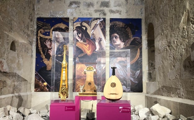 Xàtiva acoge la exposición de los Ángeles Músicos de la Catedral de Valencia con motivo de la Fira Borja