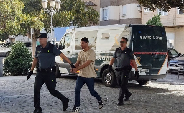 La juez prorroga la detención del joven arrestado por el crimen de un hombre en Albalat de la Ribera