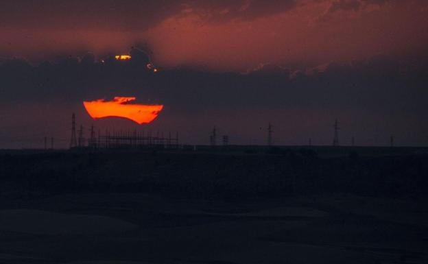 Un eclipse parcial de Sol se puede ver hoy en España durante 4 horas y será el último hasta 2026