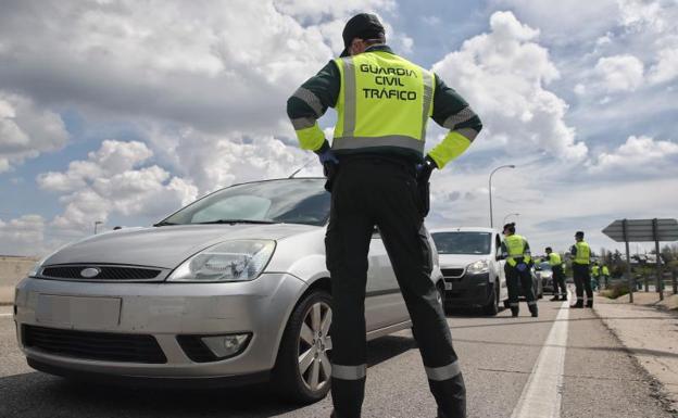 La multa de 200 euros que la DGT ha puesto a más de 6.000 conductores en una semana