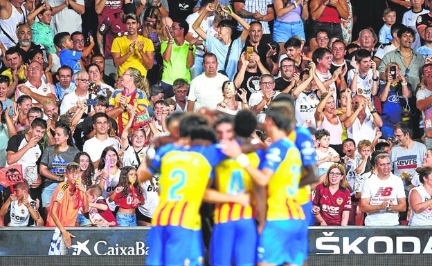 Mestalla recupera sus grandes noches de fútbol