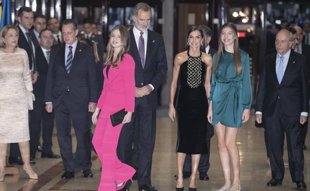 ¿Quién es la joven diseñadora valenciana que ha vestido a la infanta Sofía?