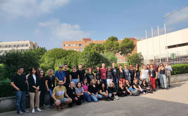 La Escuela de Idiomas fantasma