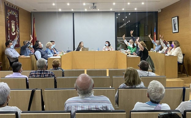 Solo PSPV, Compromís y Cs aprueban en Godella la condena a los insultos y amenazas recibidos por concejales