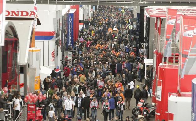 Cheste estrena el MotoGP Hero Walk, la novedad dedicada solo a algunos aficionados