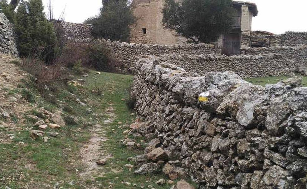 Hacia el Castillo y la fortaleza de Morella: Un crisol de culturas