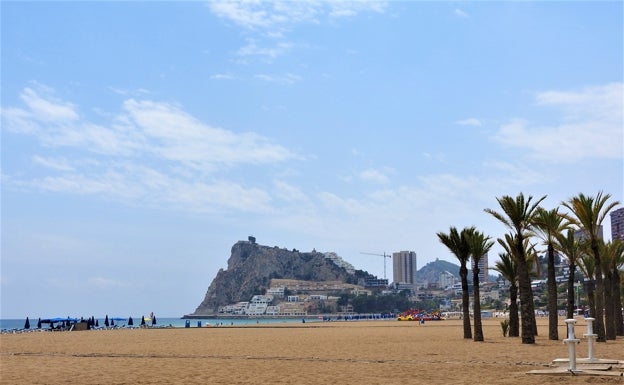 La montaña rusa turística continua y cierra octubre con máximos desde 2019