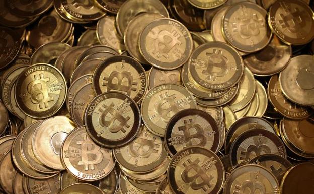 El precio del bitcoin sigue cayendo tras la desaparición del dinero de FTX