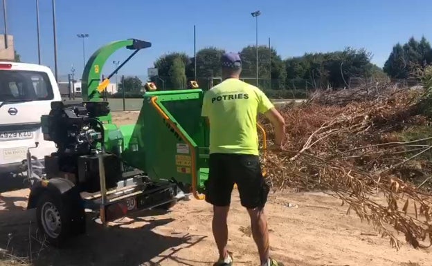 Potries pone coto a las quemas e impulsa la creación de compostaje entre sus agricultores