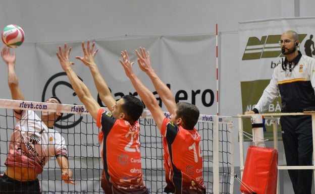 Cara y cruz para los equipos setabenses de la Superliga 2 de Voleibol