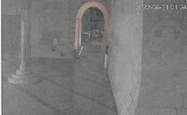 Detenida la autora de las pintadas en el Castell d'Alaquàs en el mes de agosto