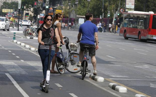 Así es la nueva señal de tráfico para patinetes eléctricos