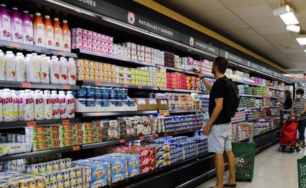 Los alimentos que han subido su precio de forma récord en octubre: el azúcar, disparado