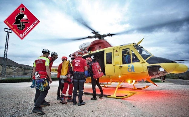 Bomberos de toda España participan en un congreso en Finestrat para mejorar los rescates de montaña