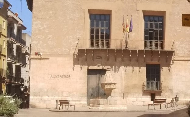 Xàtiva pide una reunión urgente con Bravo por la pérdida del juzgado que atiende casos de violencia sobre la mujer