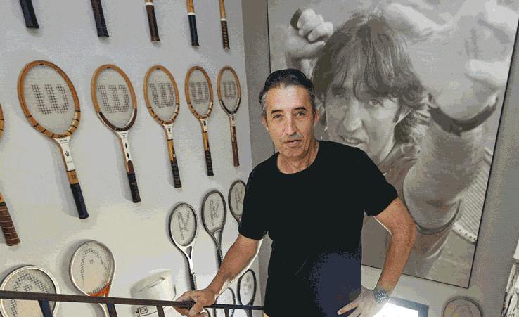 El valenciano que tiene todas las raquetas de Grand Slam