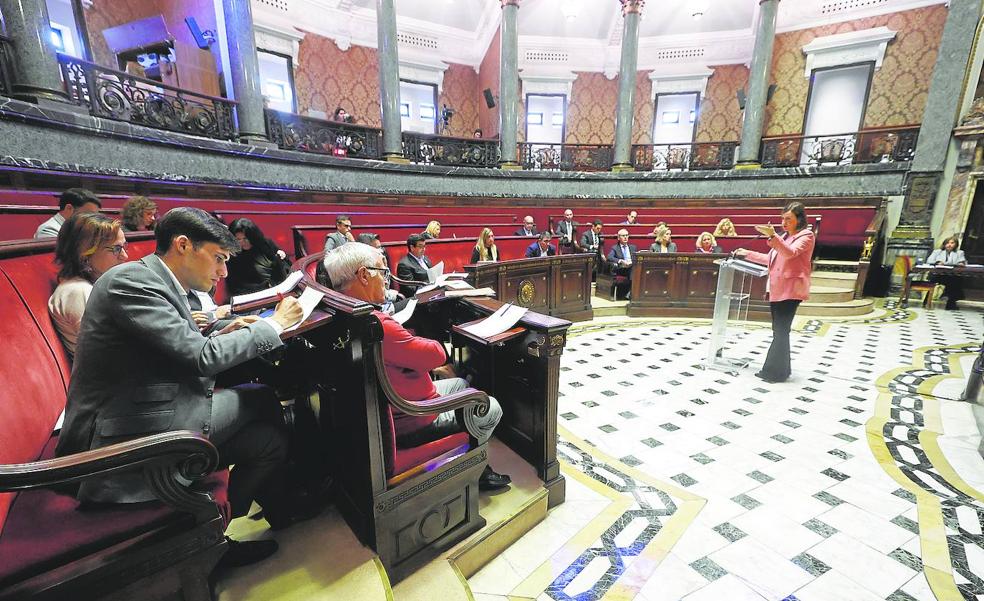 El Síndic exige a Ribó que rectifique el reglamento 'mordaza' para la oposición