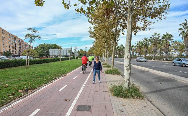 El Ayuntamiento de Valencia cambia de ubicación el carril bici de la Ronda Norte