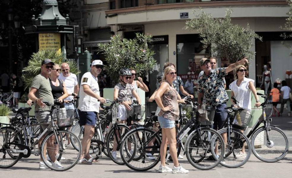 Urbanismo prohibirá los apartamentos turísticos en Ciutat Vella