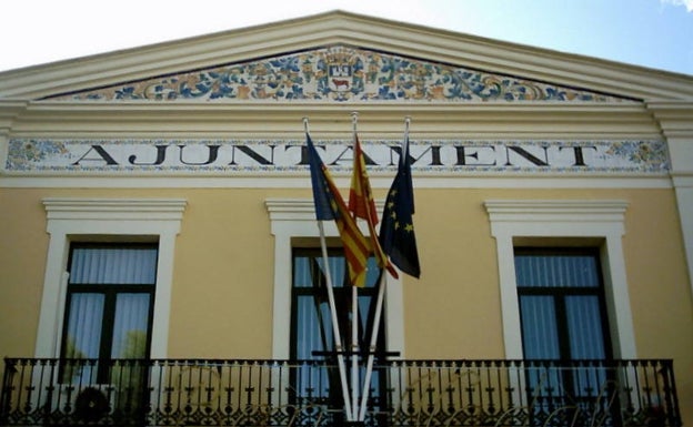 El PP de Manises critica que el pleno se convoque por la mañana «para evitar las protestas vecinales»