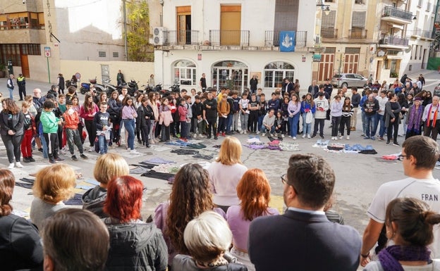 Ontinyent Ens Uneix llama a la ciudadanía a defender los juzgados contra la violencia de género