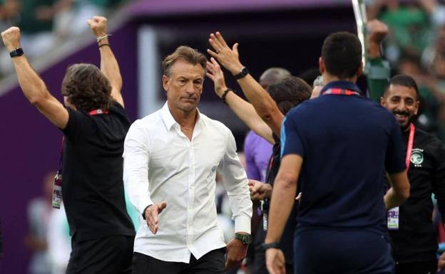 El espectacular discurso de Hervé Renard para remontar a Argentina: «¿Queréis una foto con Messi?»