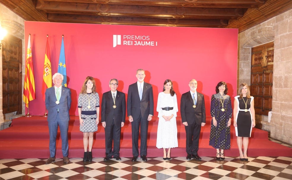 El tributo a Santiago Grisolía inunda los primeros Premios Jaume I tras el fallecimiento del científico valenciano