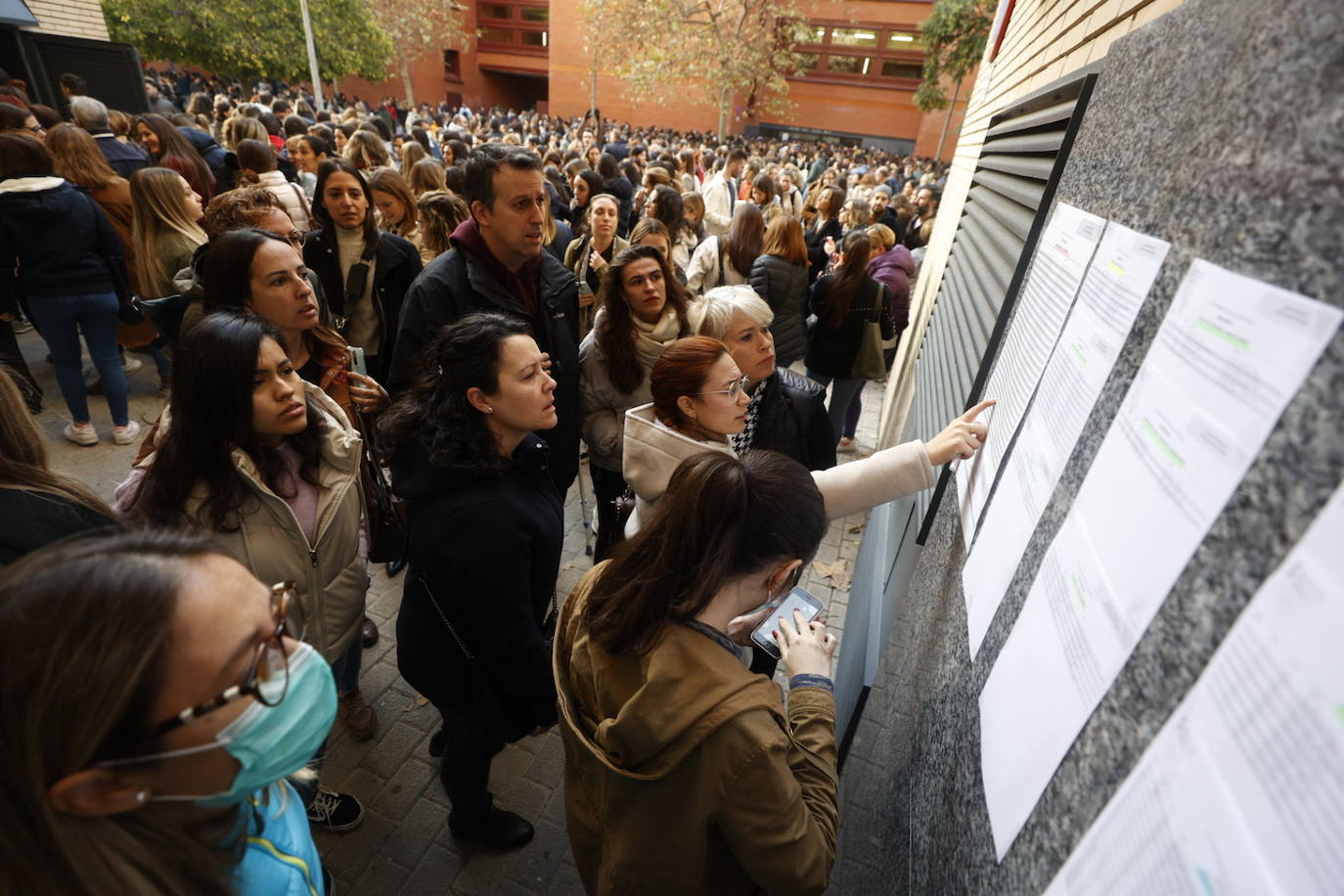 Oposiciones en Valencia: 24.000 personas para acceder a 3.817 plazas de enfermería