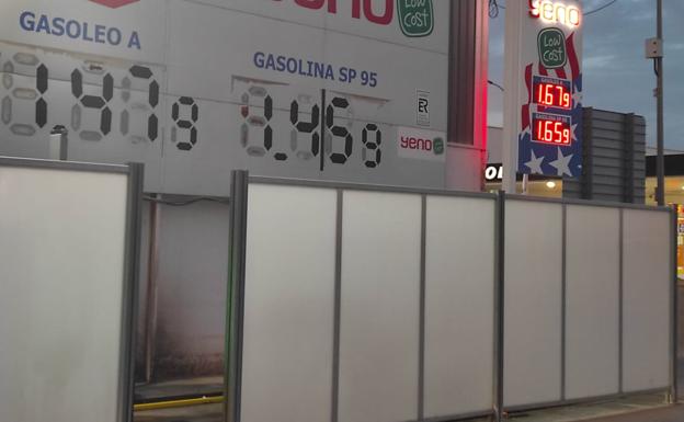 El precio de la gasolina da un vuelco radical días antes de conocerse el IPC que fijará la subida de los sueldos y pensiones de 2023