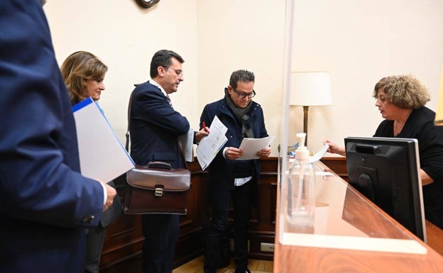 Más de 5.000 firmas reclaman en el Congreso de los Diputados el soterramiento de las vías en Alfafar