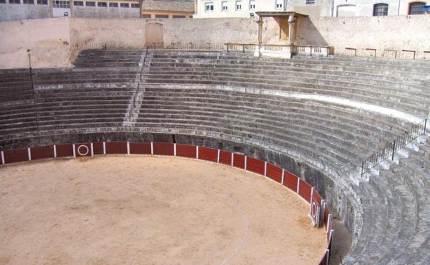 Bocairent invierte 100.000 euros en el mantenimiento y mejora en la seguridad de su singular plaza de toros