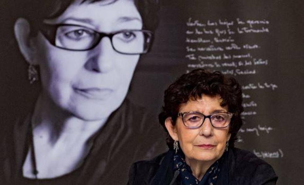 «Los poemas nos hablan como nadie más puede hablarnos»
