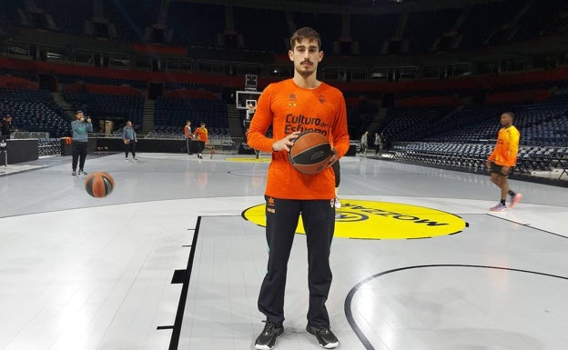 Ferrando: «Mi sueño sigue siendo ser mucho tiempo el base del Valencia Basket»