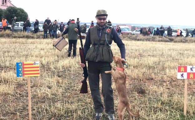 El valenciano Enrique Martín, campeón de España de caza menor con perro