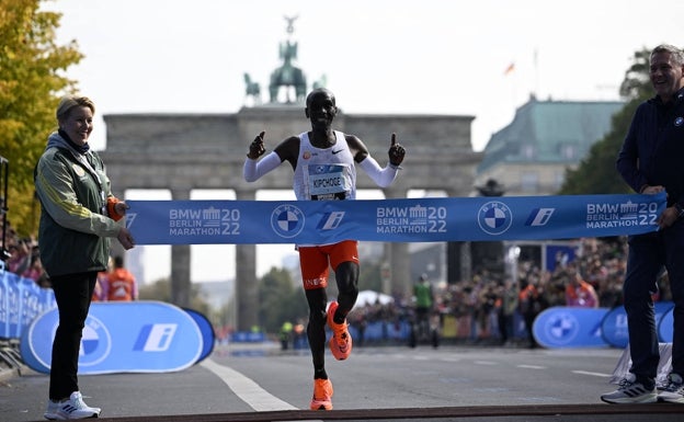 A Kipchoge se le acaban las excusas