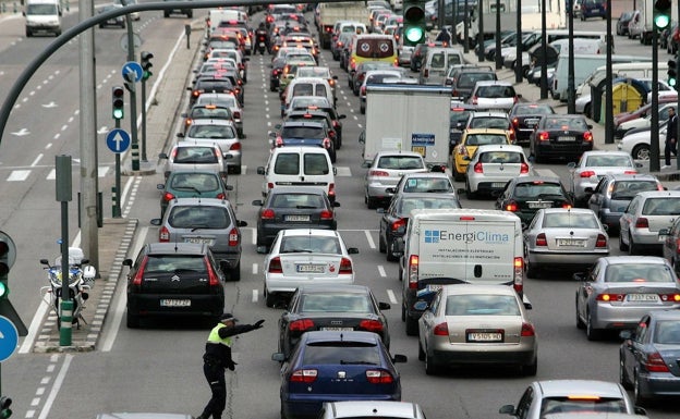 Los transportistas piden ayudas antes del cerrojazo al tráfico en Valencia en las zonas de bajas emisiones