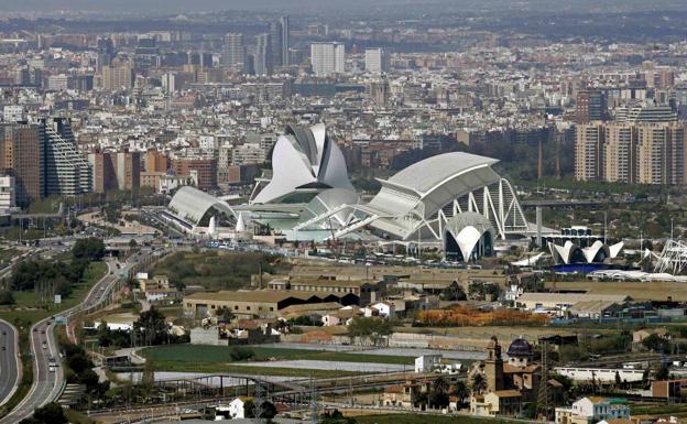 El Consell sólo ejecuta uno de cada cuatro euros prometidos para Valencia