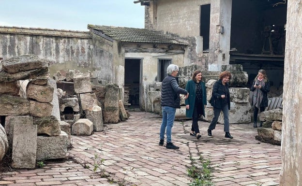 Ribó limpia el almacén que investiga la Fiscalía