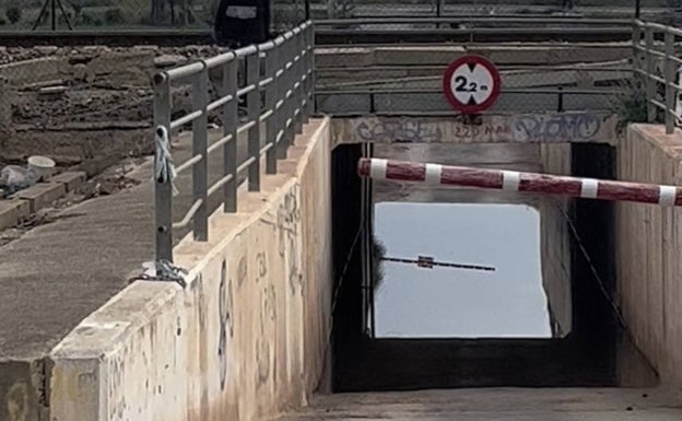 El PP de Alboraya critica que el túnel del camino del Gaiato lleve dos meses cerrado