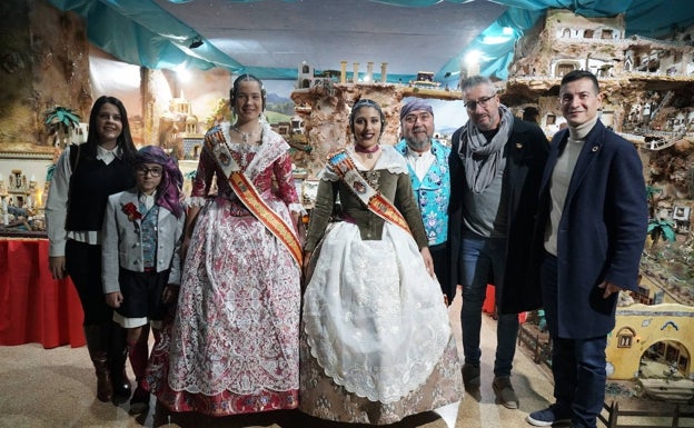 El primer y segundo premio del concurso de belenes tradicionales de JCF se quedan en l'Horta