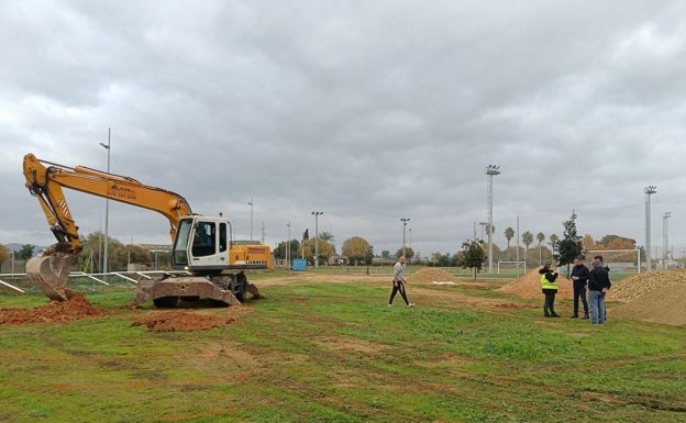 Almussafes habilita una pista de mil metros cuadrados para deportes sobre ruedas