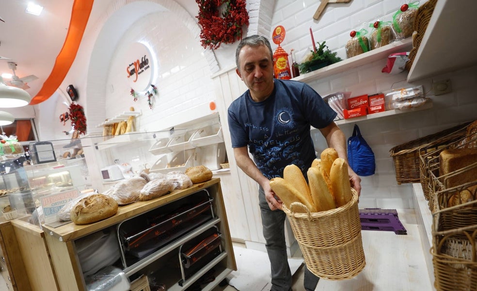El Consell deja en la estacada a cientos de comercios al no pagarles las reformas
