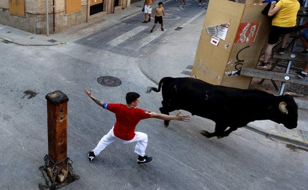 La lenta asfixia de Compromís a los bous al carrer de la Comunitat