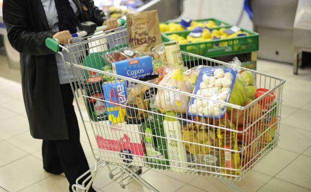 Las familias que podrán optar al cheque de alimentación de 200 euros