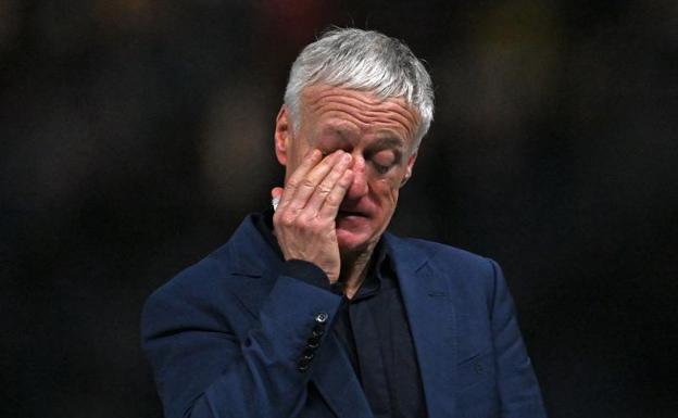 Deschamps pone en el aire su continuidad